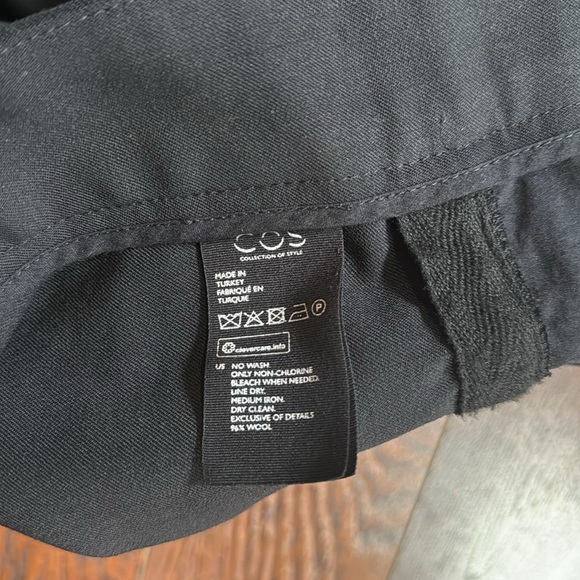 COS Pants with side rouching in black with back zip and pockets-Size 12 - Picture 8 of 12